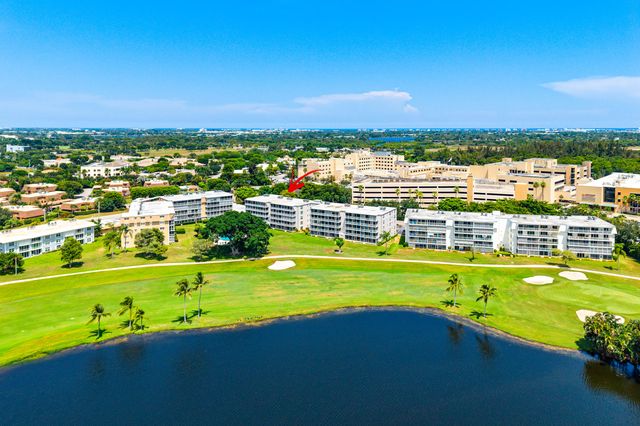 250 JOHN F KENNEDY Drive 107, Atlantis, FL 33462