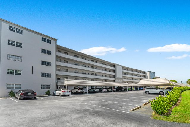 250 JOHN F KENNEDY Drive 107, Atlantis, FL 33462