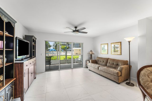 250 JOHN F KENNEDY Drive 107, Atlantis, FL 33462