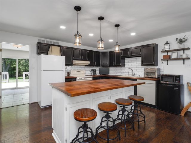 2938 Dearborn Avenue, Rochester Hills, MI 48309