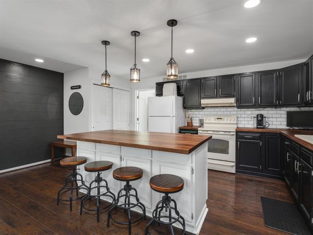 2938 Dearborn Avenue, Rochester Hills, MI 48309
