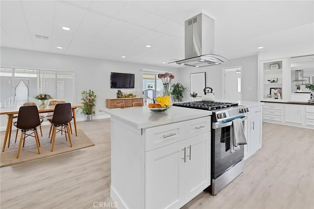 11250 Ramona 216, Montclair, CA 91763