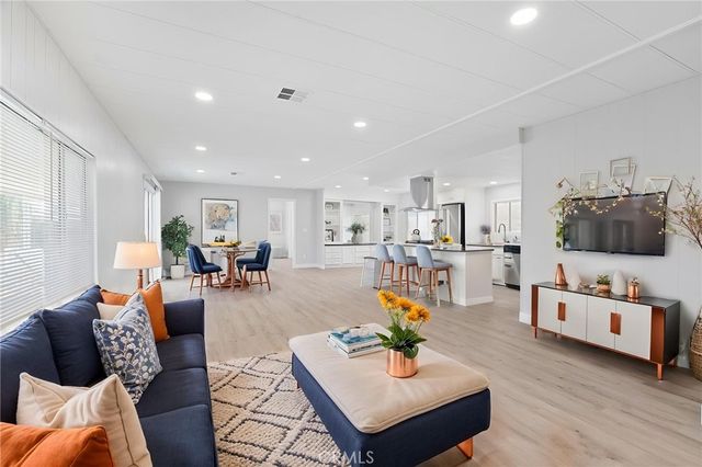 11250 Ramona 216, Montclair, CA 91763