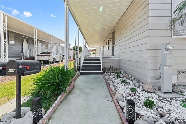 11250 Ramona 216, Montclair, CA 91763