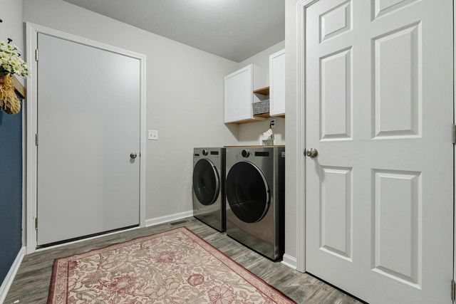 951 Margarets Way, Belleville, WI 53508