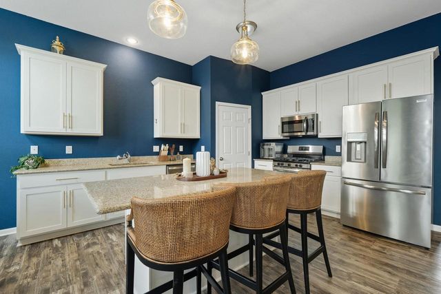 951 Margarets Way, Belleville, WI 53508