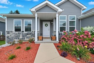 951 Margarets Way, Belleville, WI 53508