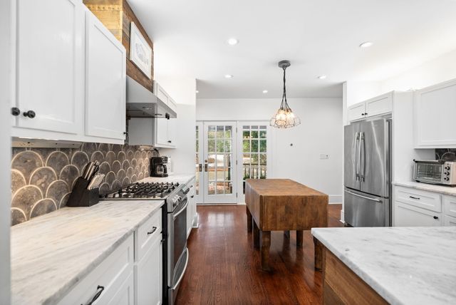 100 W Walker Drive, Summerville, SC 29483