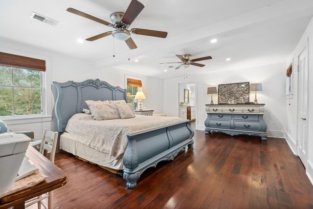 100 W Walker Drive, Summerville, SC 29483