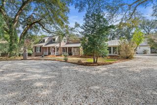 100 W Walker Drive, Summerville, SC 29483
