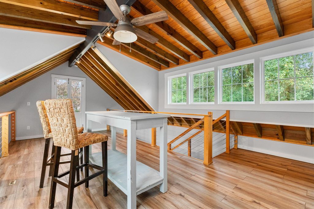 Image 71 of property listing at 100 W Walker Drive, Summerville, SC 29483