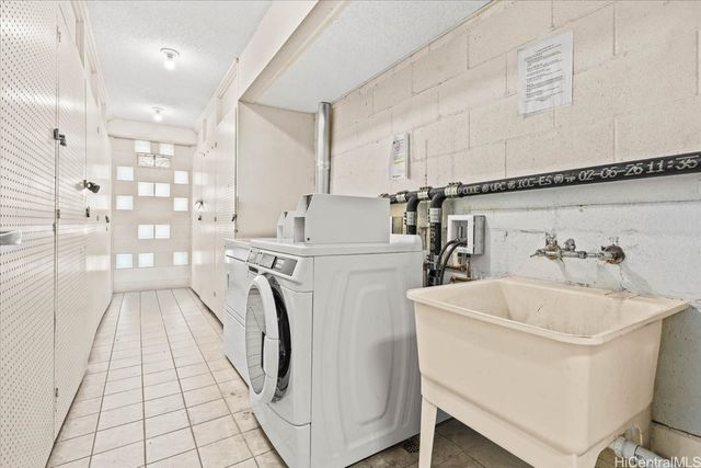 509 University Avenue 607, Honolulu, HI 96826
