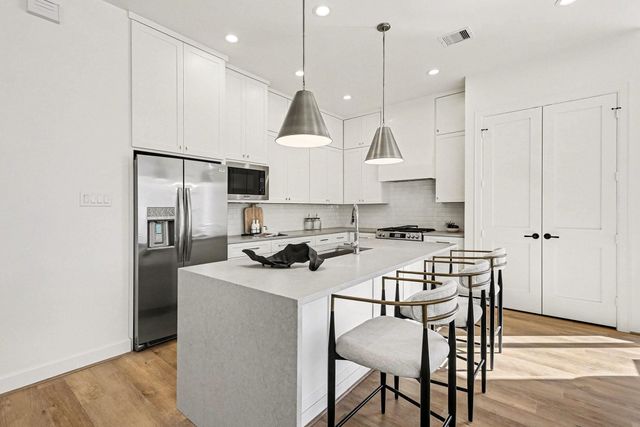 1222 Wycliffe Drive, Houston, TX 77043