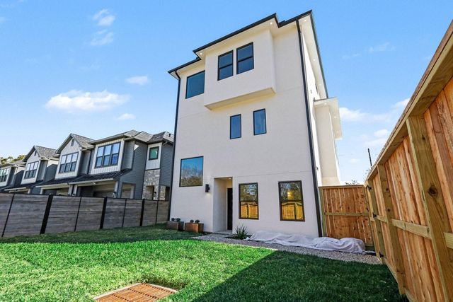 1222 Wycliffe Drive, Houston, TX 77043