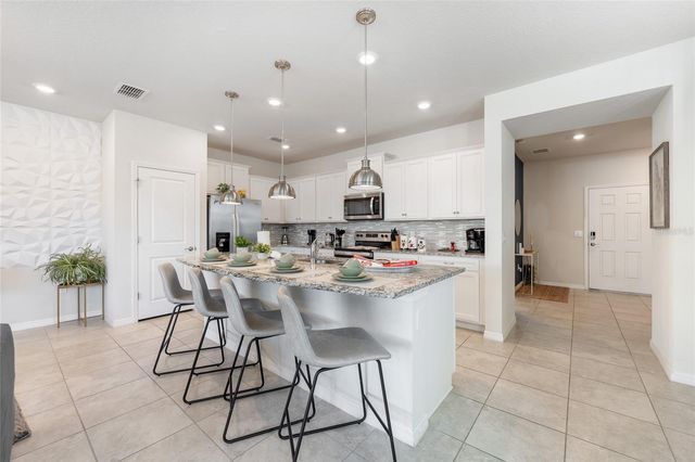 4250 LANA AVENUE, Davenport, FL 33897