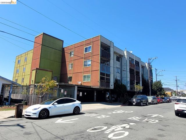 1532 Chanslor AVE, Richmond, CA 94801