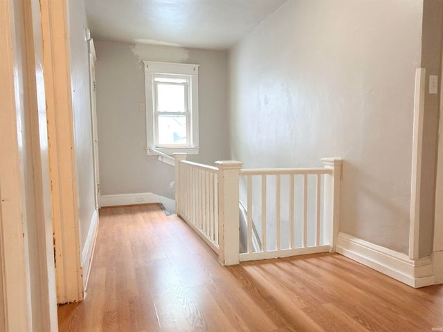 134 E Calvert Street, South Bend, IN 46613