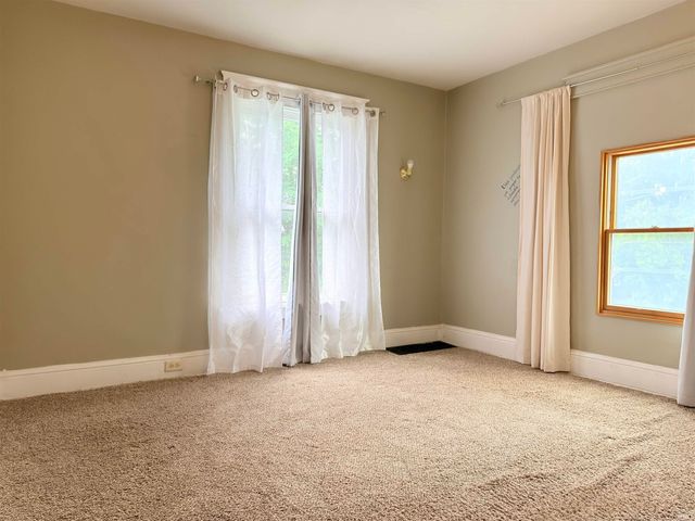 134 E Calvert Street, South Bend, IN 46613