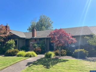 2814 NW 29th St, Corvallis, OR 97330