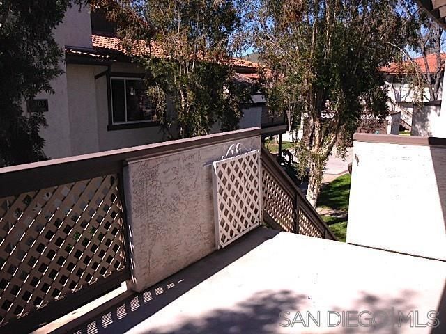 9821 Caspi Gardens 8, Santee, CA 92071