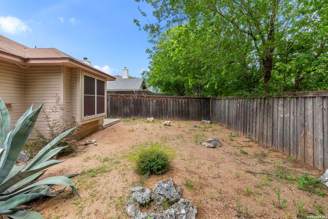 5846 Larkmeadow, San Antonio, TX 78233