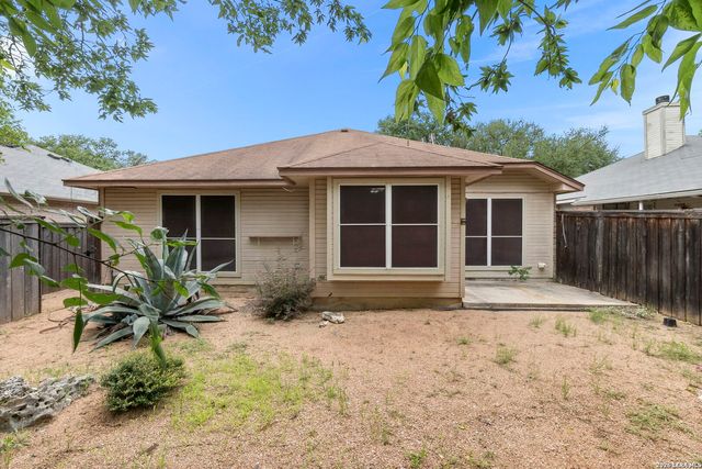 5846 Larkmeadow, San Antonio, TX 78233