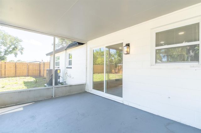 6304 FLORIDA CIRCLE W, Apollo Beach, FL 33572
