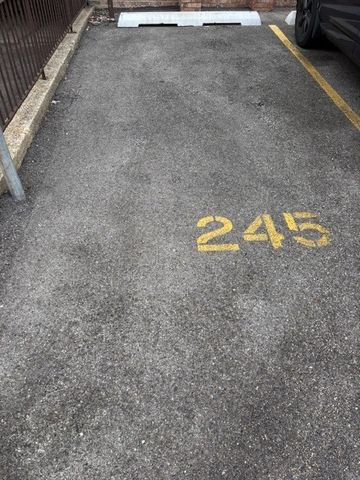 5348 N Cumberland Avenue 214, Chicago, IL 60656