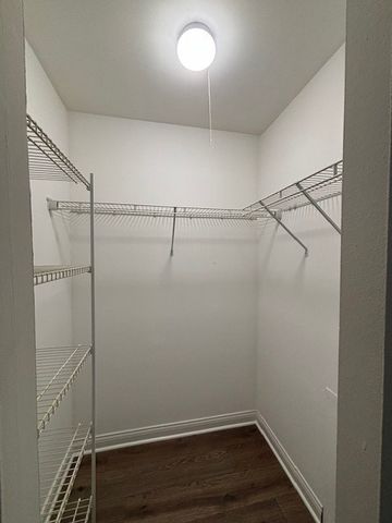 5348 N Cumberland Avenue 214, Chicago, IL 60656