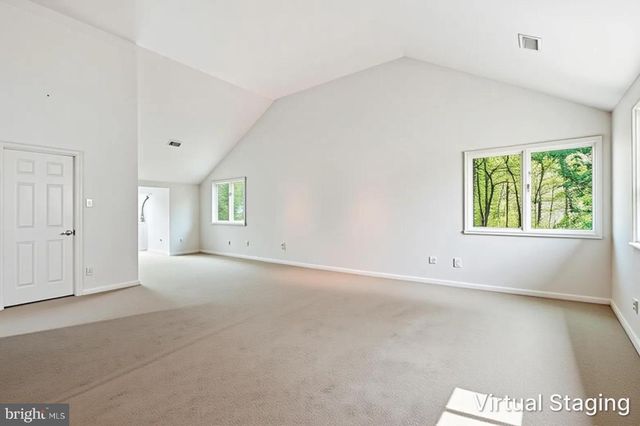 1 TURNBERRY WAY, New Hope, PA 18938