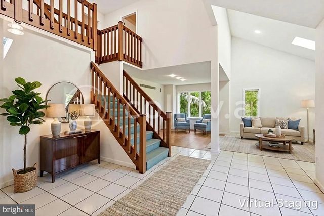 1 TURNBERRY WAY, New Hope, PA 18938