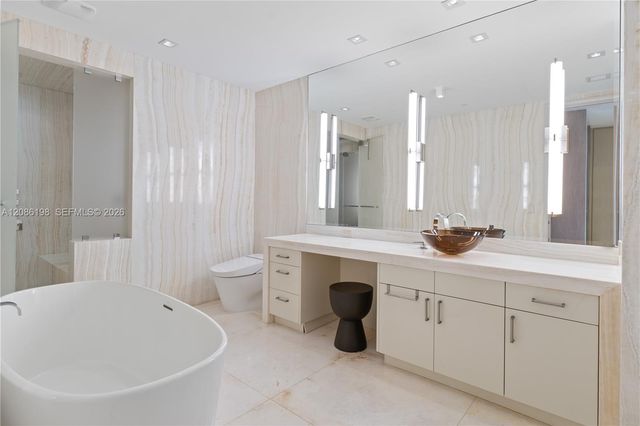 17749 Collins Avenue 902, Sunny Isles Beach, FL 33160