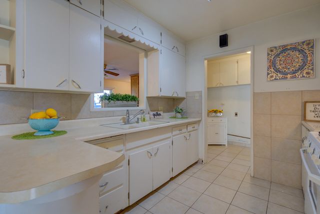 3267 E Bailey Drive, Anderson, CA 96007