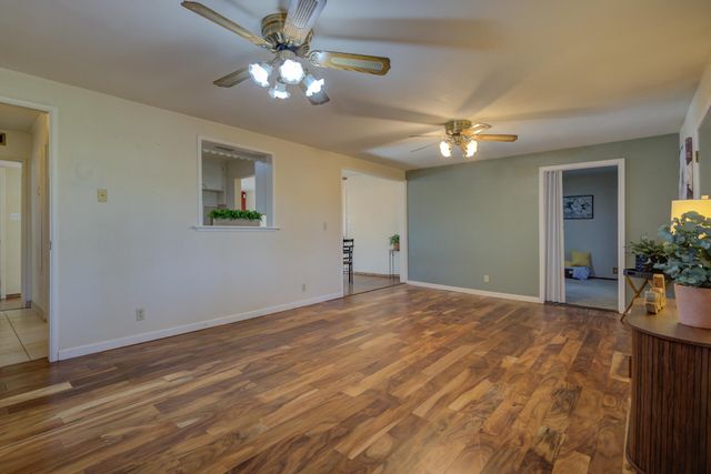 3267 E Bailey Drive, Anderson, CA 96007