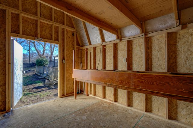 3267 E Bailey Drive, Anderson, CA 96007