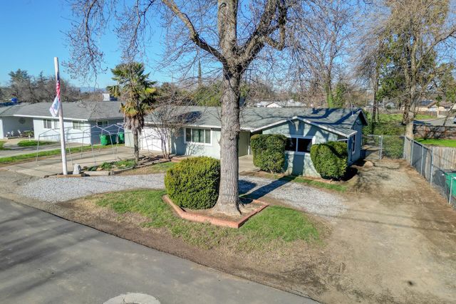 3267 E Bailey Drive, Anderson, CA 96007