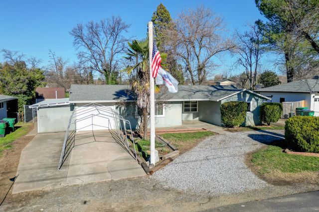 3267 E Bailey Drive, Anderson, CA 96007