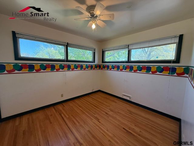 511 Eastridge Drive, Lincoln, NE 68510