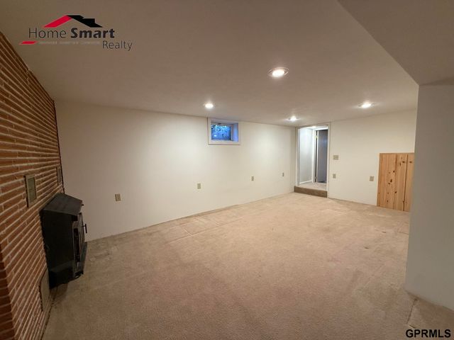 511 Eastridge Drive, Lincoln, NE 68510