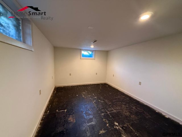 511 Eastridge Drive, Lincoln, NE 68510