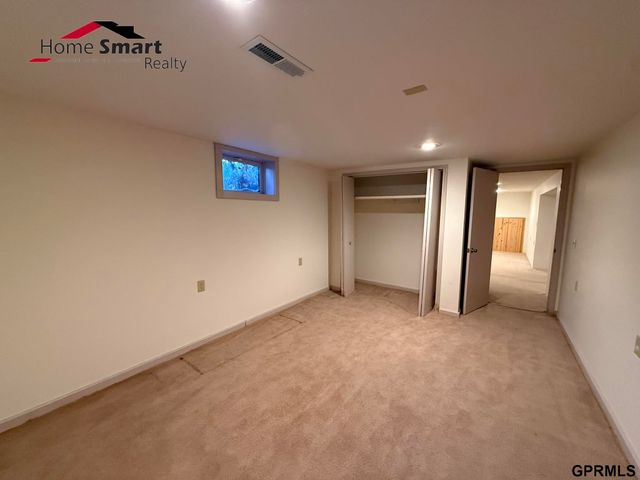 511 Eastridge Drive, Lincoln, NE 68510
