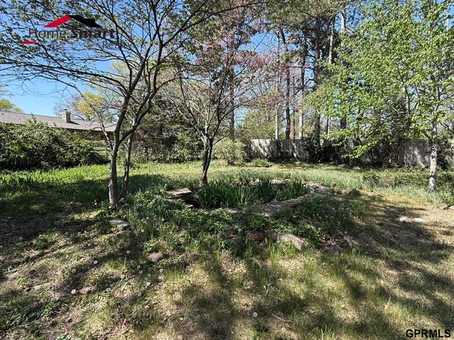511 Eastridge Drive, Lincoln, NE 68510