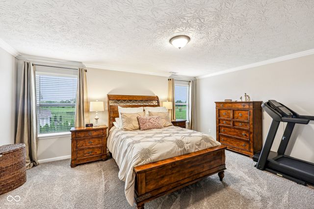 4204 Omaha Drive, Bargersville, IN 46106