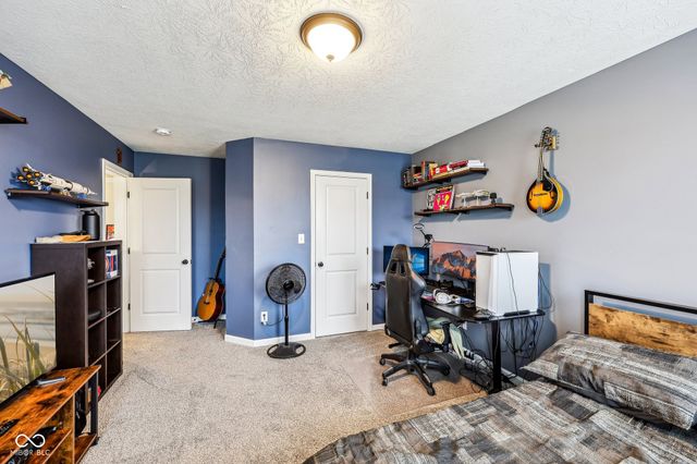 4204 Omaha Drive, Bargersville, IN 46106