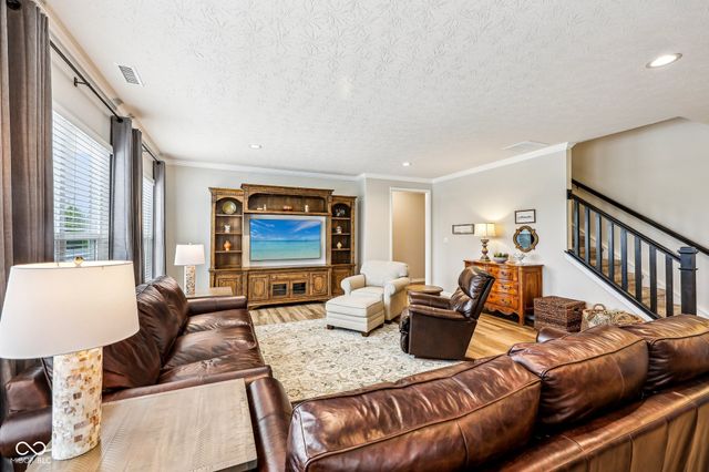 4204 Omaha Drive, Bargersville, IN 46106