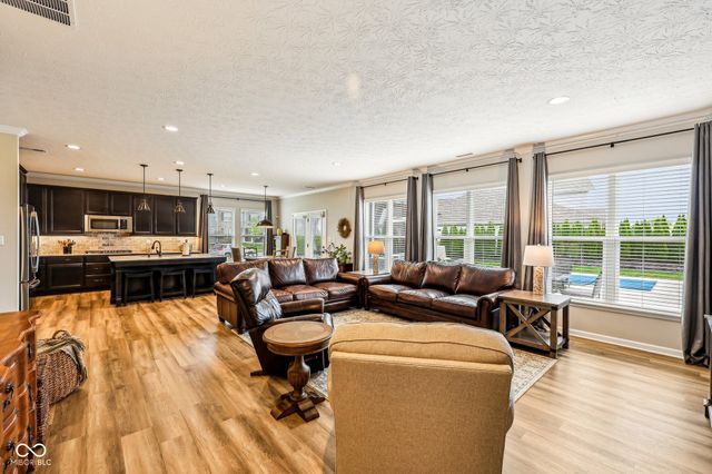 4204 Omaha Drive, Bargersville, IN 46106