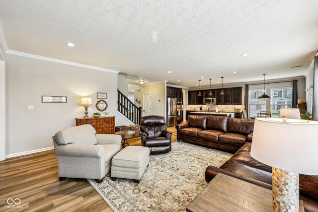 4204 Omaha Drive, Bargersville, IN 46106