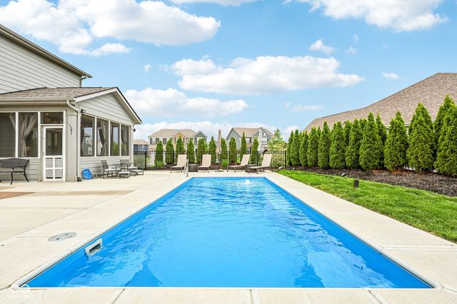 4204 Omaha Drive, Bargersville, IN 46106