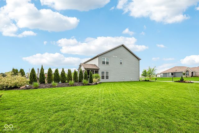 4204 Omaha Drive, Bargersville, IN 46106