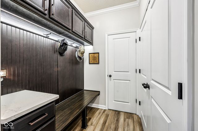 4204 Omaha Drive, Bargersville, IN 46106